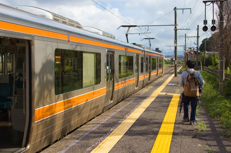 美濃赤坂駅にて