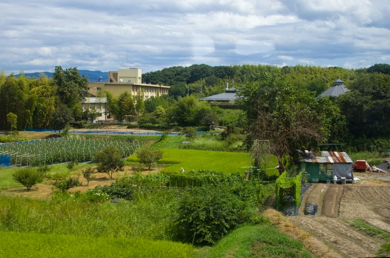 学研都市線車窓
